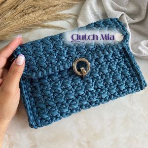 Clutch Mia